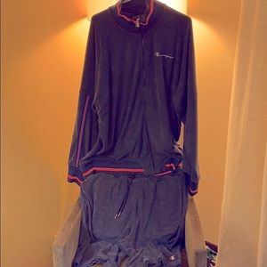 Champion Fuzzy warm up set